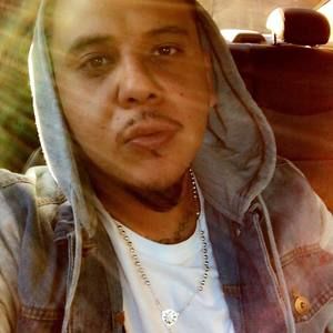 Meet your Posher, Javier